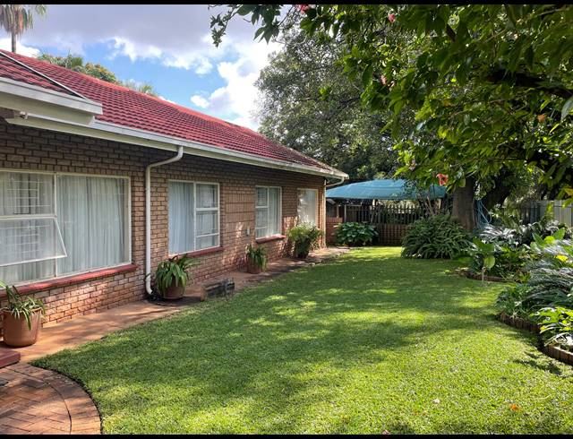 4 BEDROOM HOUSE FOR SALE IN SAFARI GARDENS